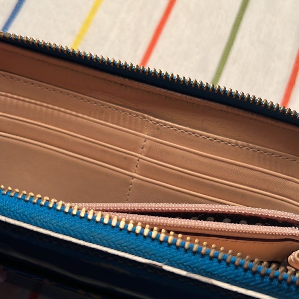 Kate Spade Patent Wallet - Picture 9 of 12